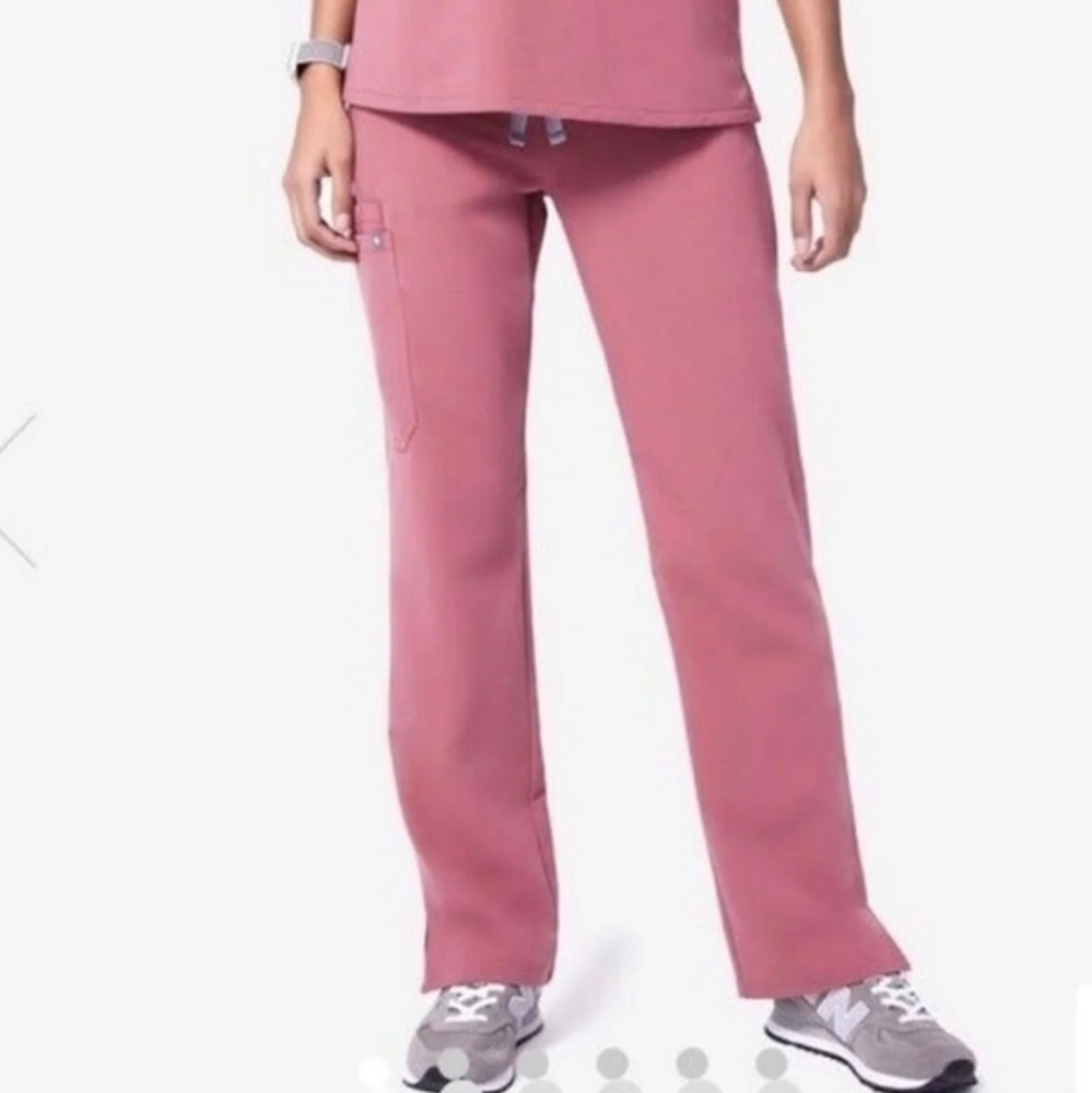 RARE Figs S Mauve Kade Cargo Scrub Pants